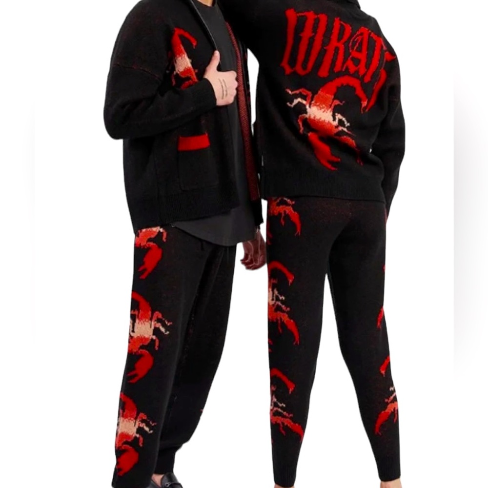 NWT SPIRIT JERSEY Joggers Wrath of Scorpio Scorpion Heavy Weight Knit Sweater